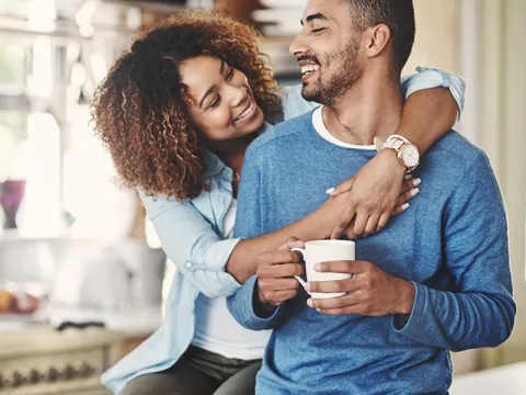 couple-in-the-kitchen
